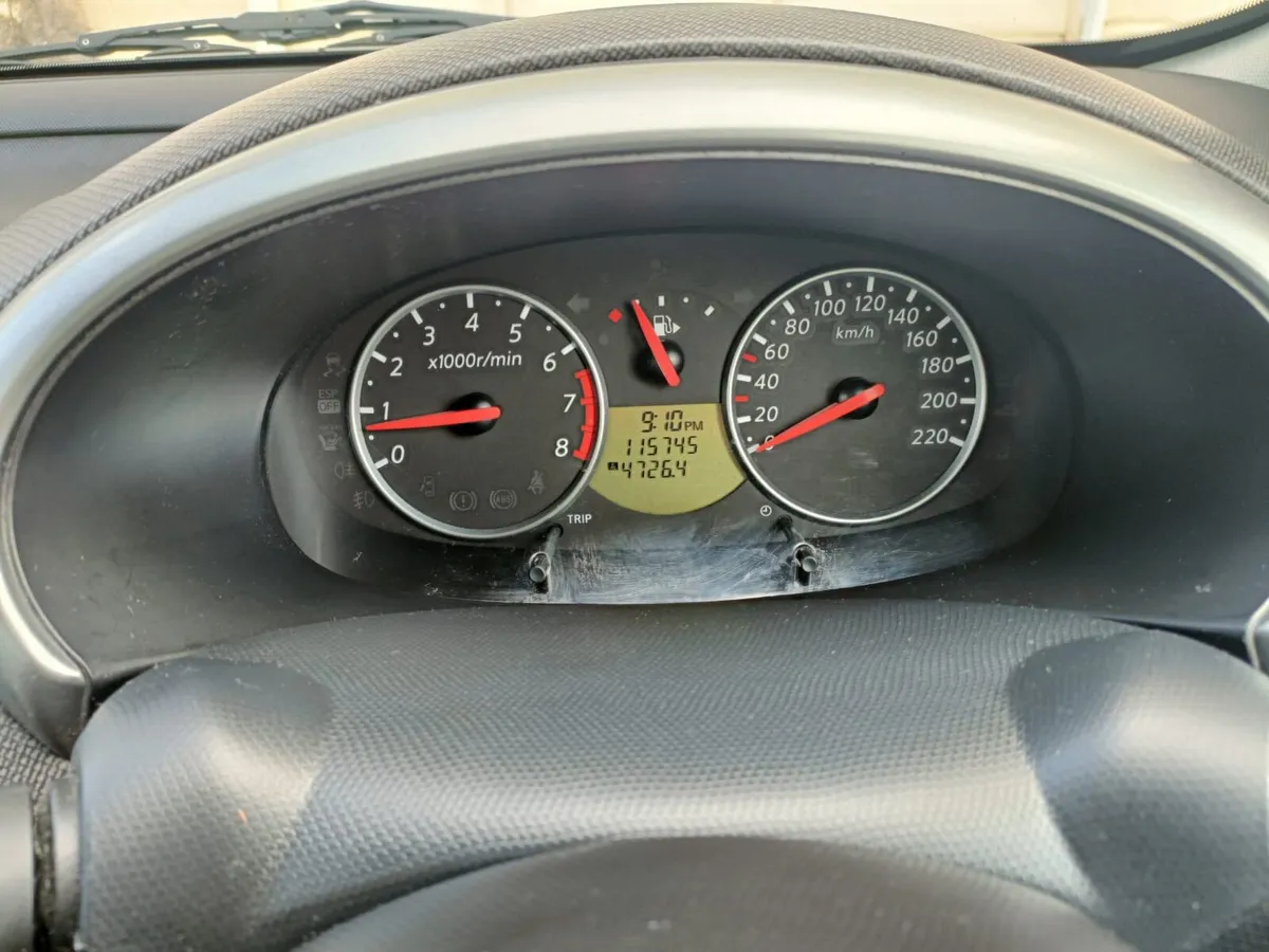 Nissan Mira - Image 2