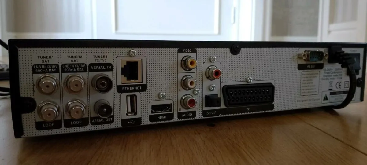 SAB UNIX Triple HD Box - Image 2