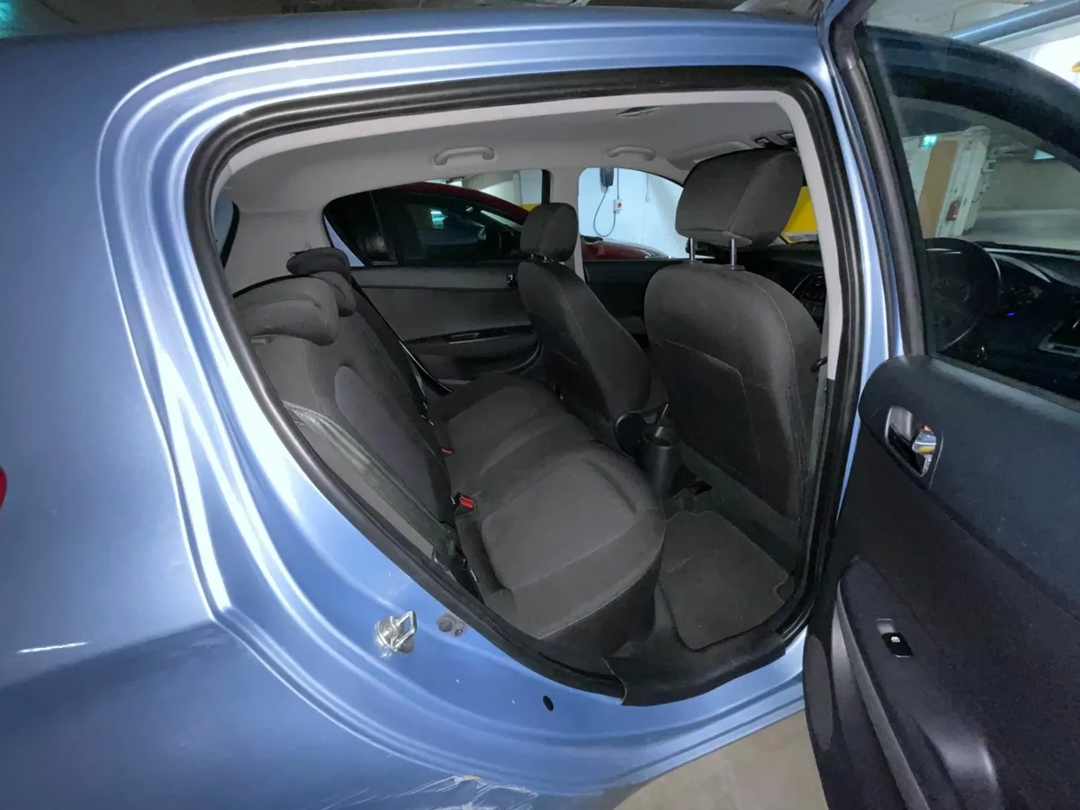 Hyundai i20 2013 - Image 4