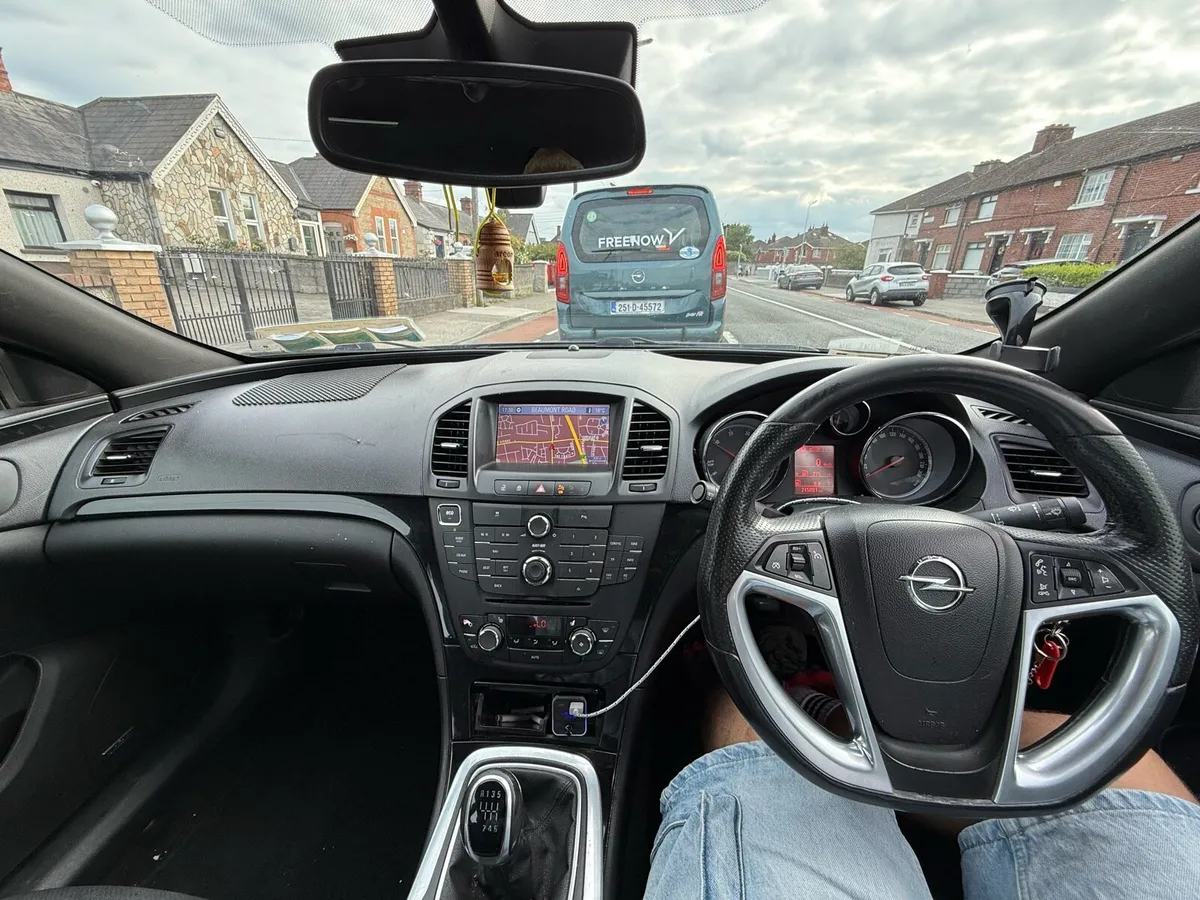 Opel Insignia 2012 - Image 2