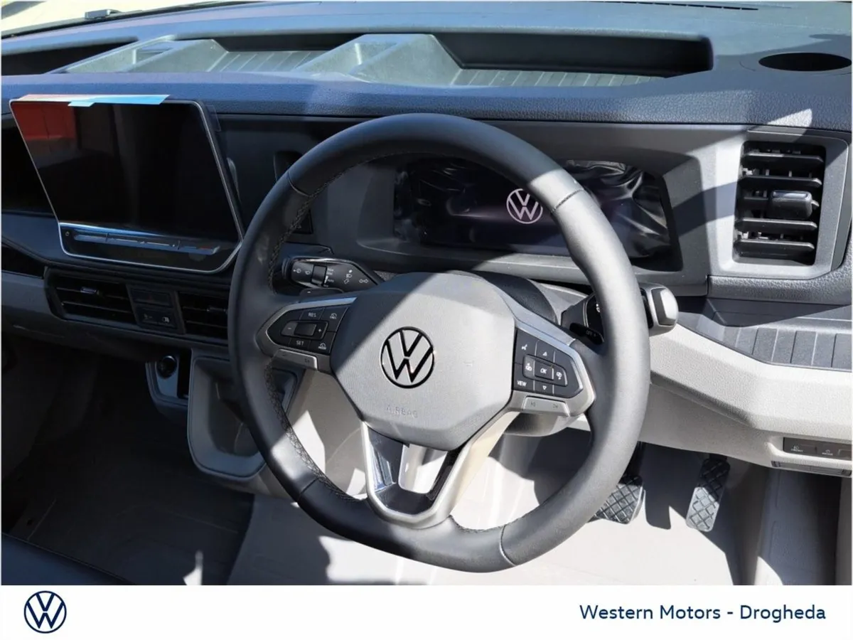 Volkswagen Crafter Trendline MWB 140HP Auto - Image 2