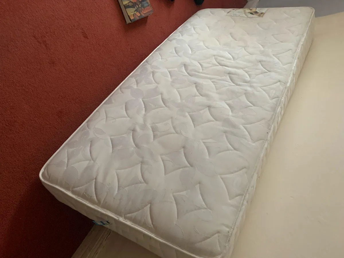 Single Mattress. - Image 1