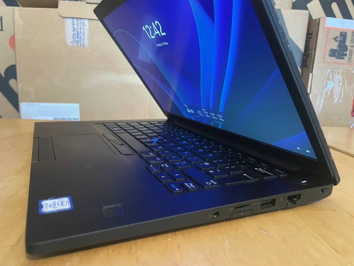Dell Latitude E7490 Laptops-Core i7-16Gb-Win11 - Image 4