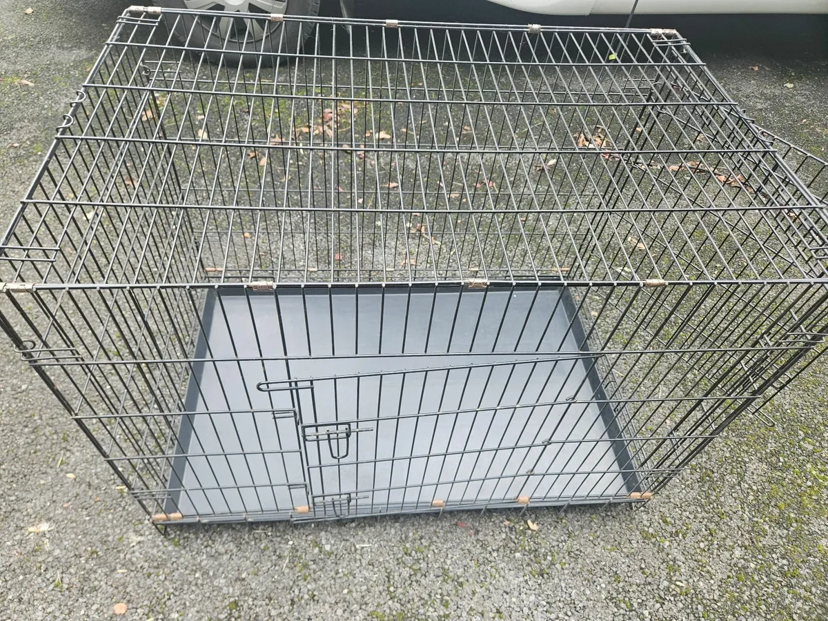 Large dog crate and cover - Image 2