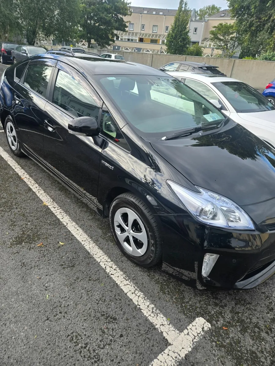 Toyota Prius 2013 - Image 1