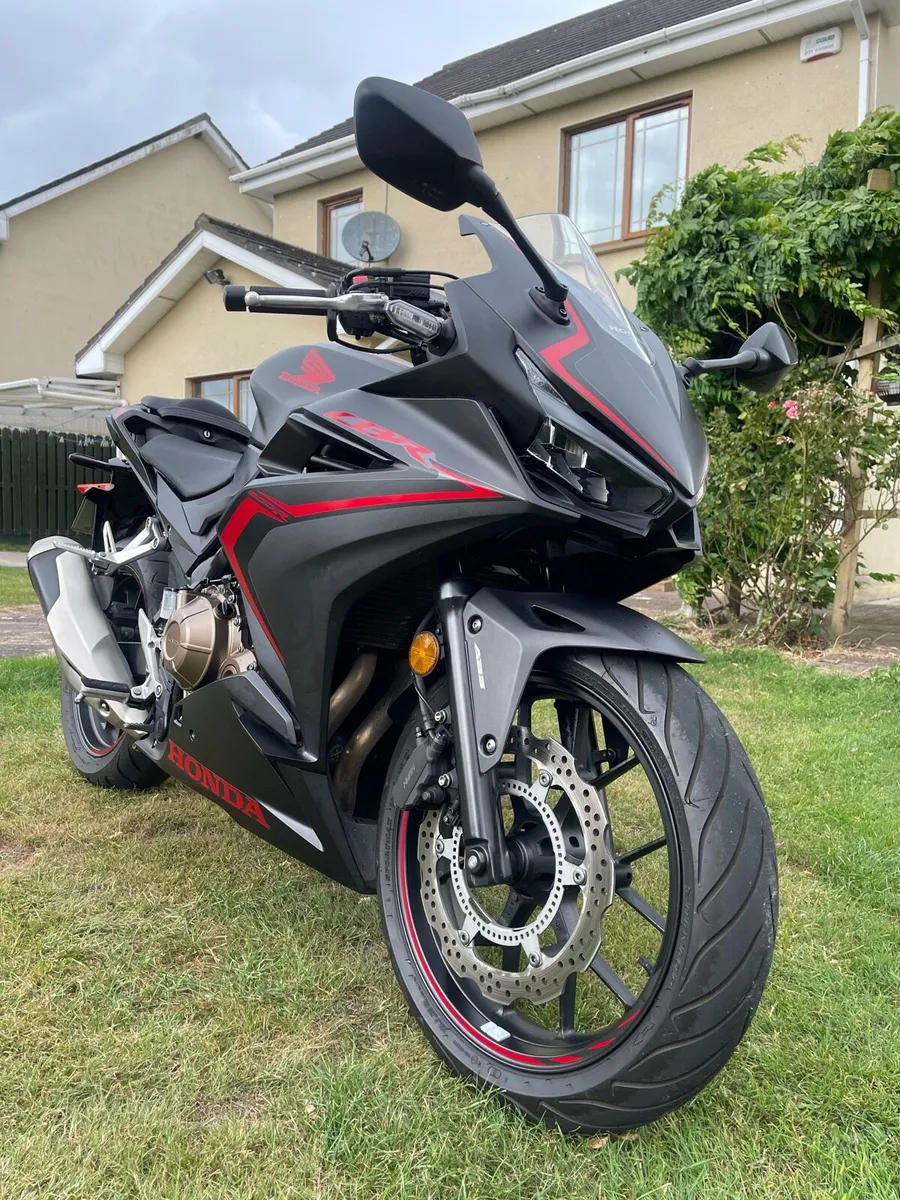 Honda CBR 500R - Image 1