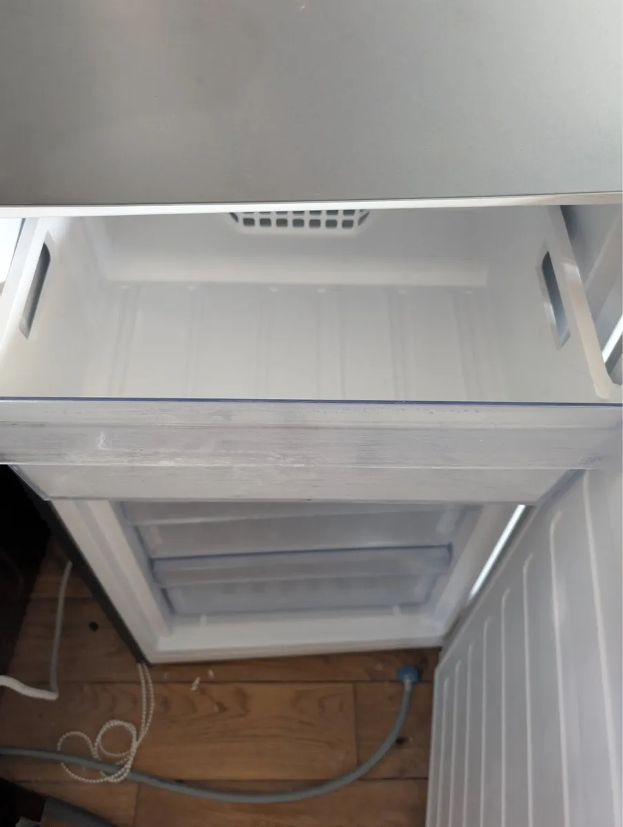 Beko fridge for sale €250 - Image 2