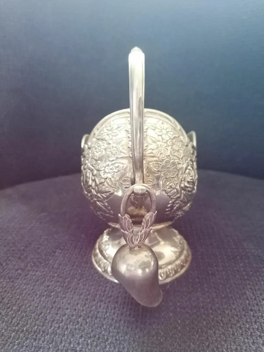 Vintage Silver Plated Sugar Scuttle with Scoop - Image 2