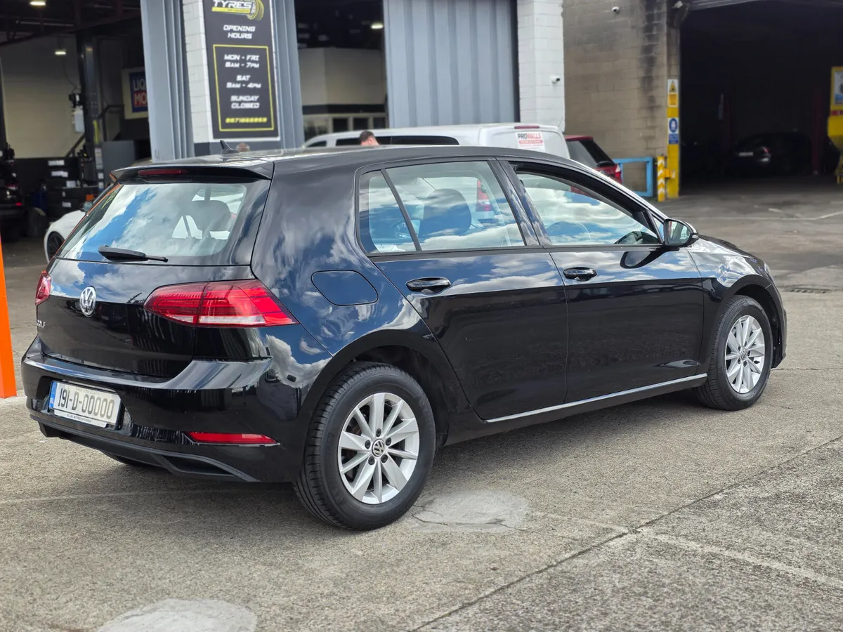 VW Golf 1.0  Automatic - Image 3