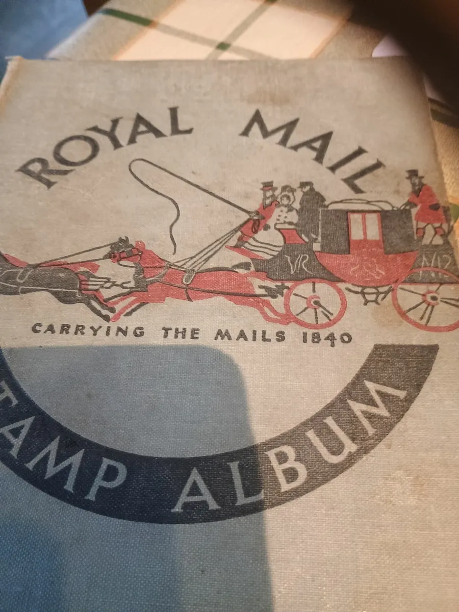 Old stamp album - Image 2