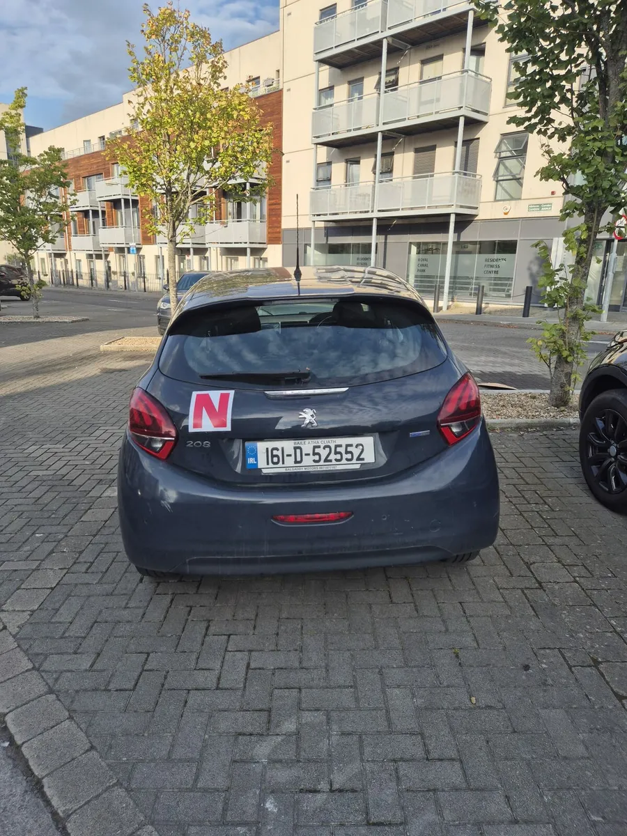 2016 Peugeot 208 Automatic - Image 3