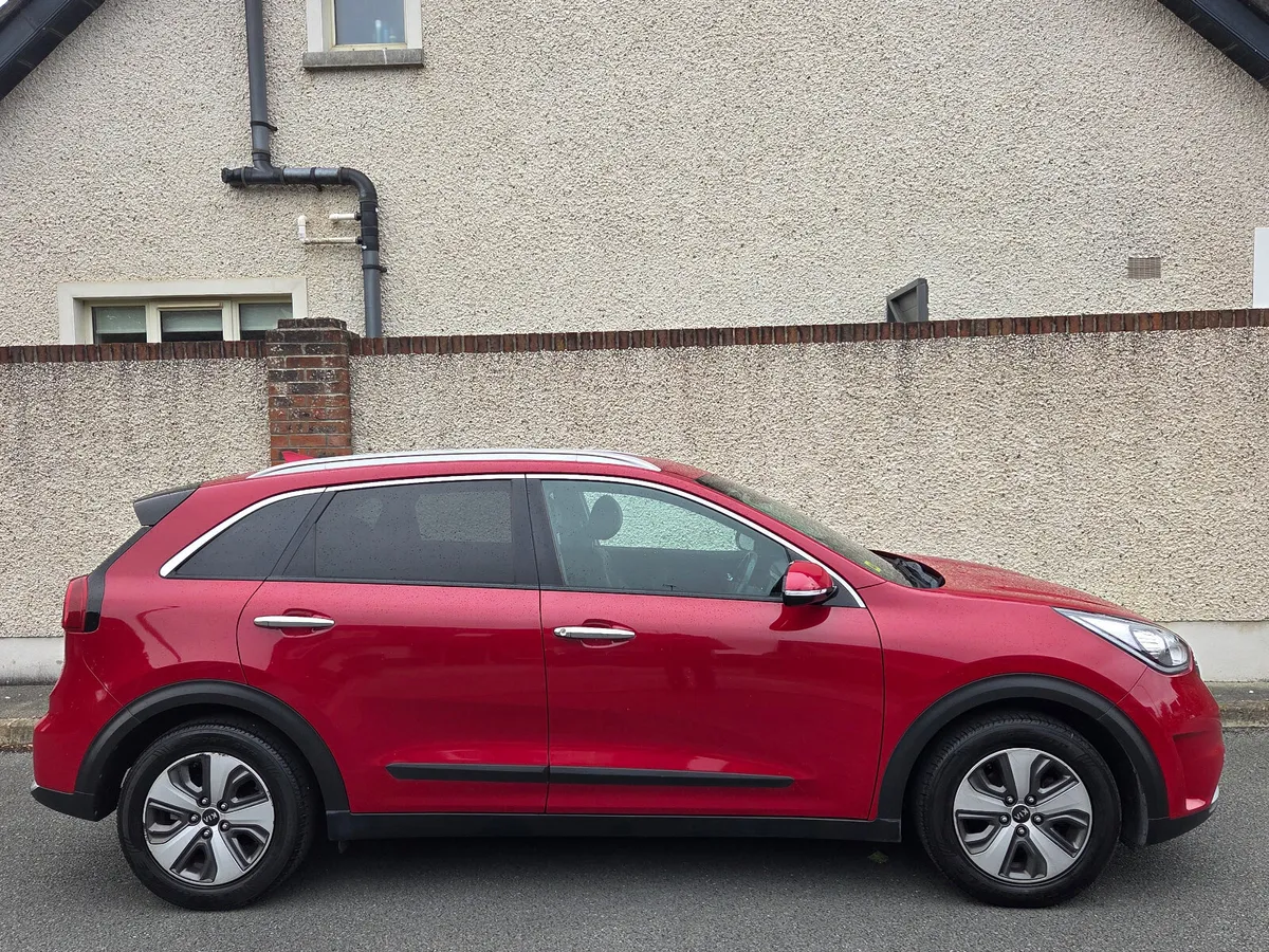 Kia Niro EXL -Reserved, deposit received - Image 3