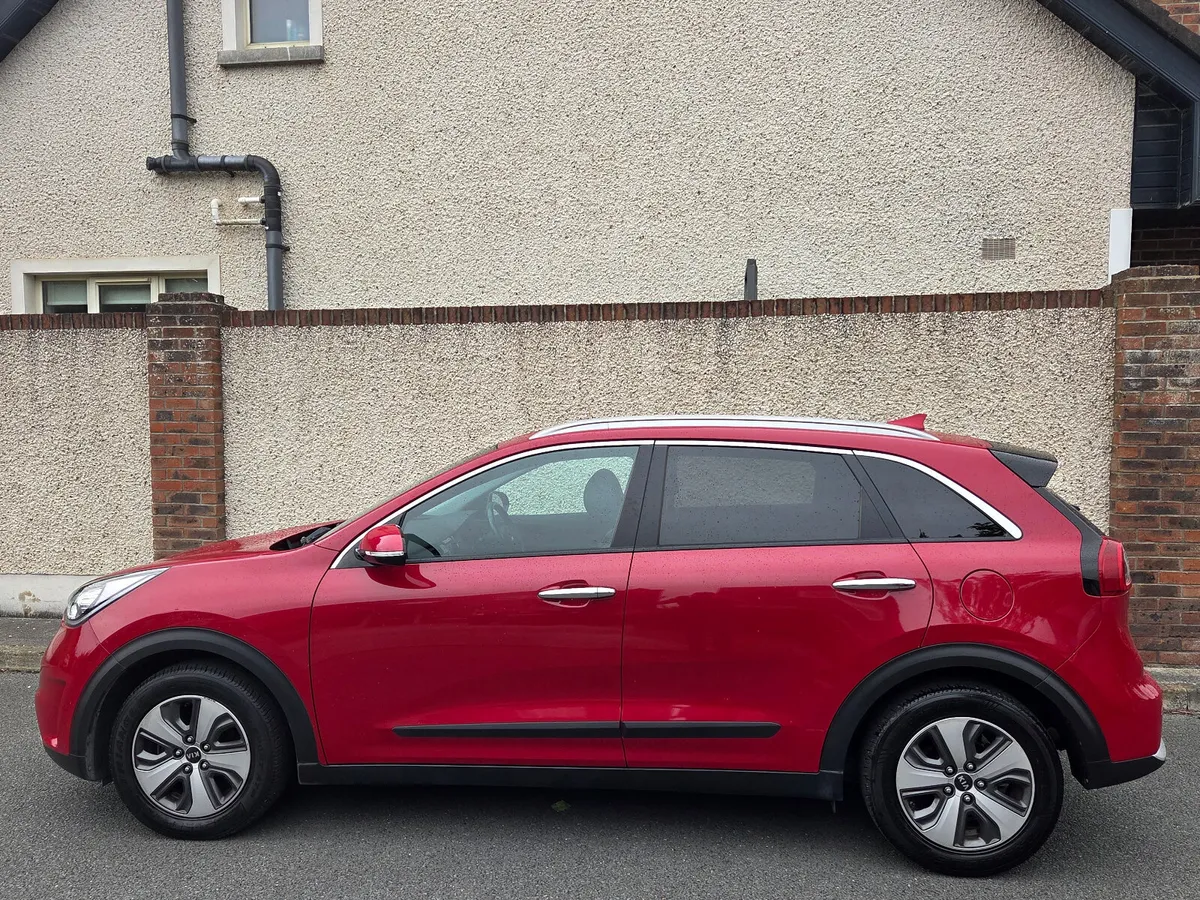Kia Niro EXL -Reserved, deposit received - Image 4