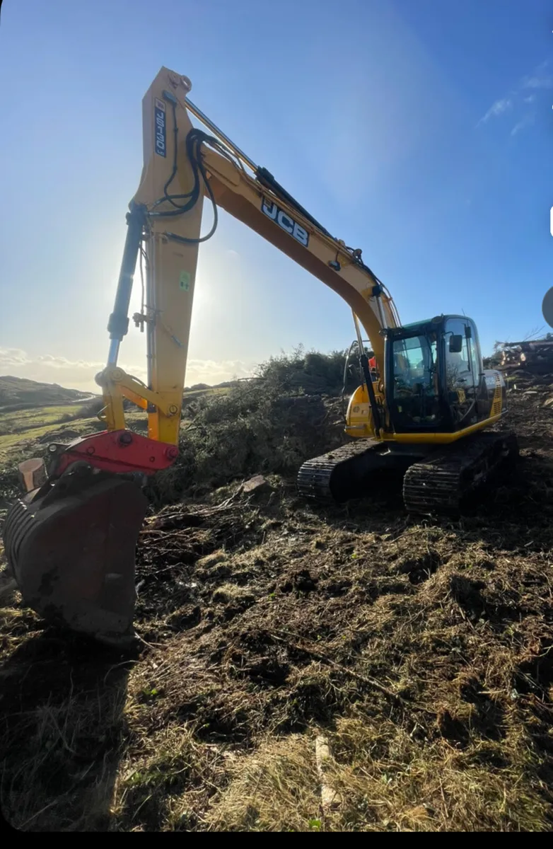 JCB js130 - Image 2