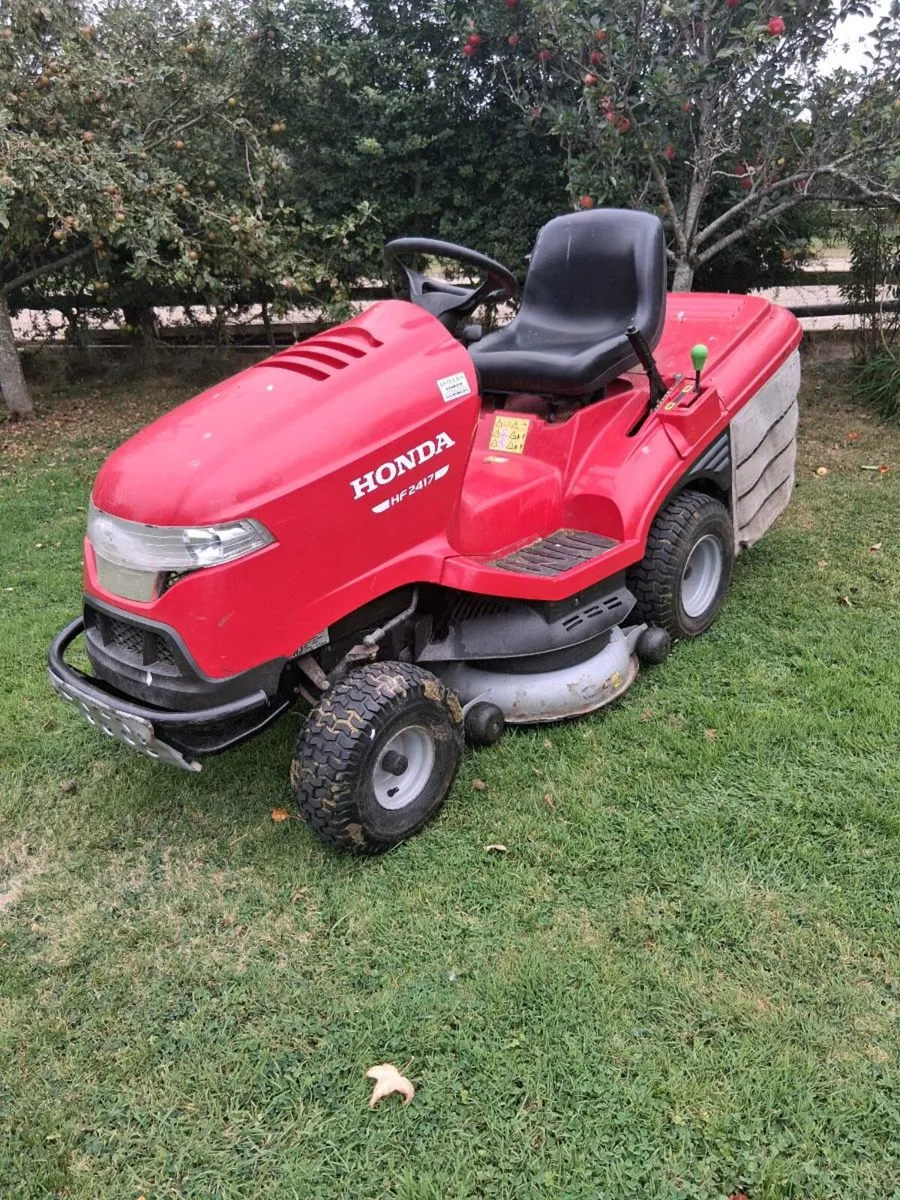 Honda 2417 Lawnmower - Image 1