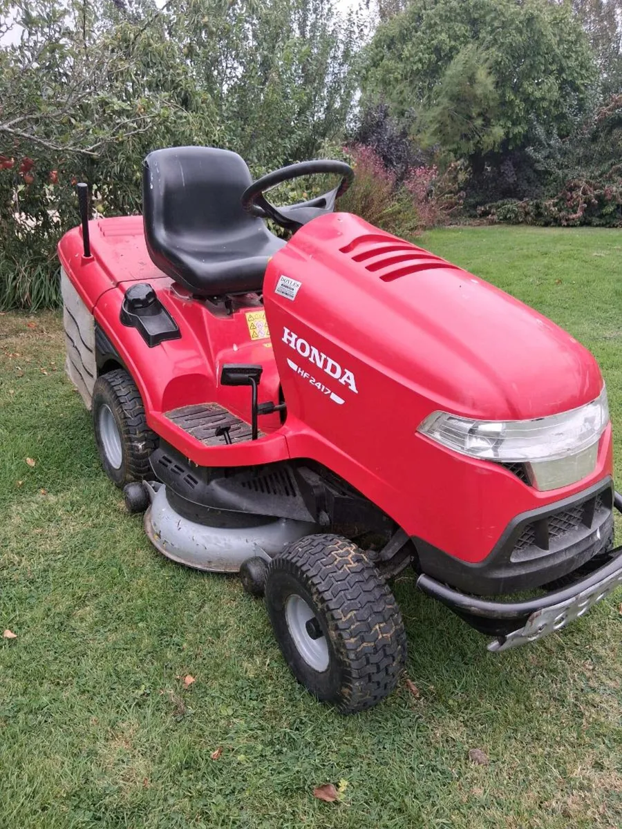 Honda 2417 Lawnmower - Image 2