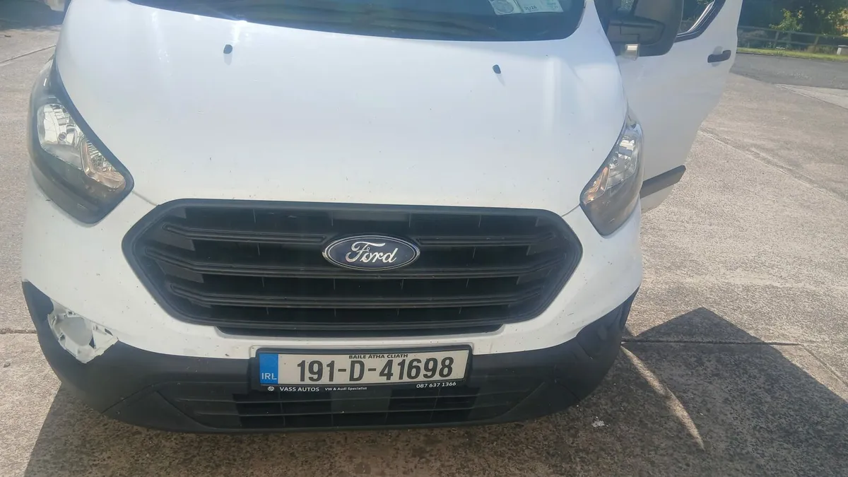 Ford Transit custom - Image 1