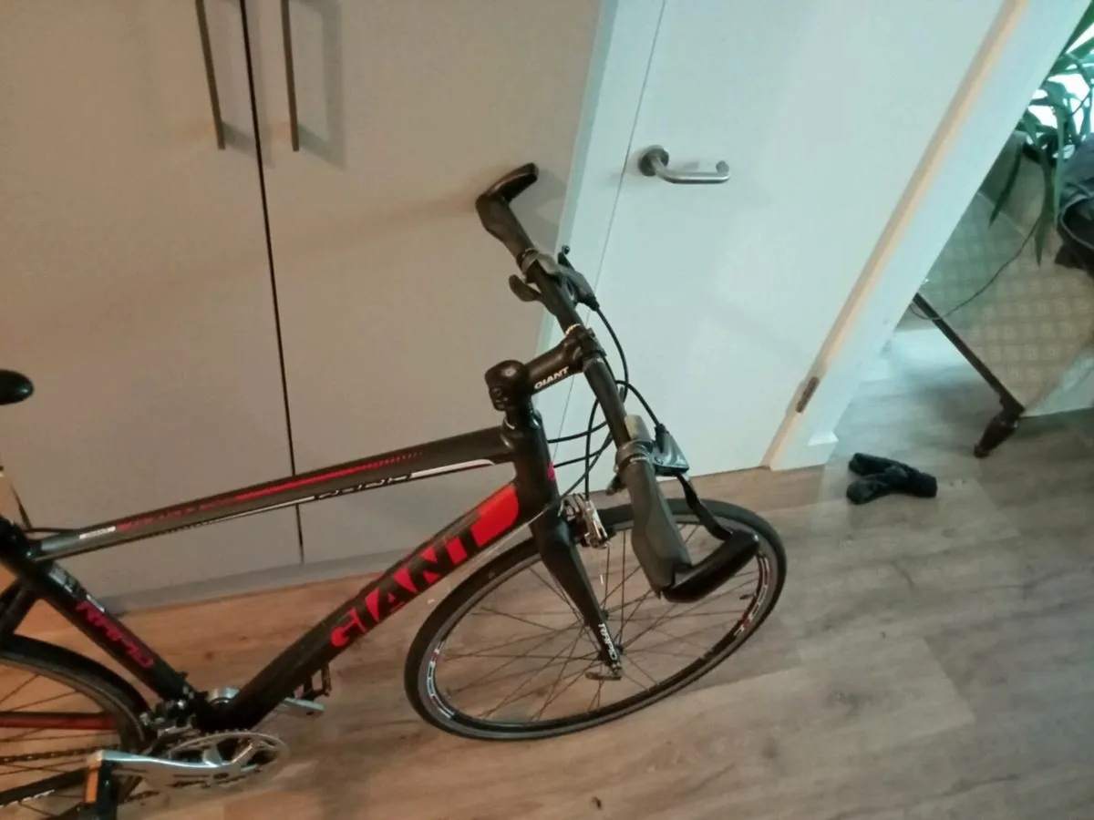 Road bike - Image 3