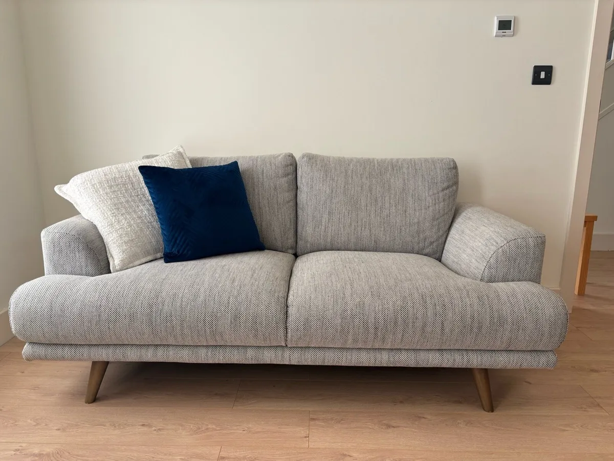 Couch - Image 1