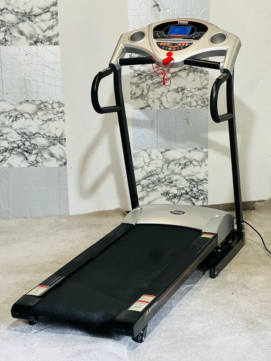 York fitness incline motorised treadmill - Image 1