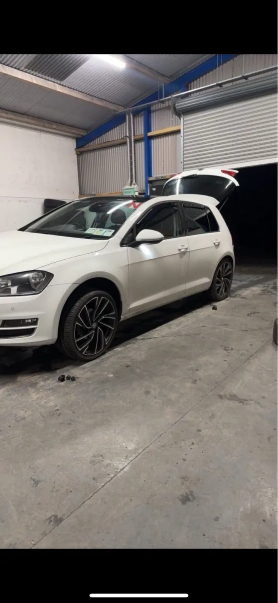 Volkswagen Golf - Image 2