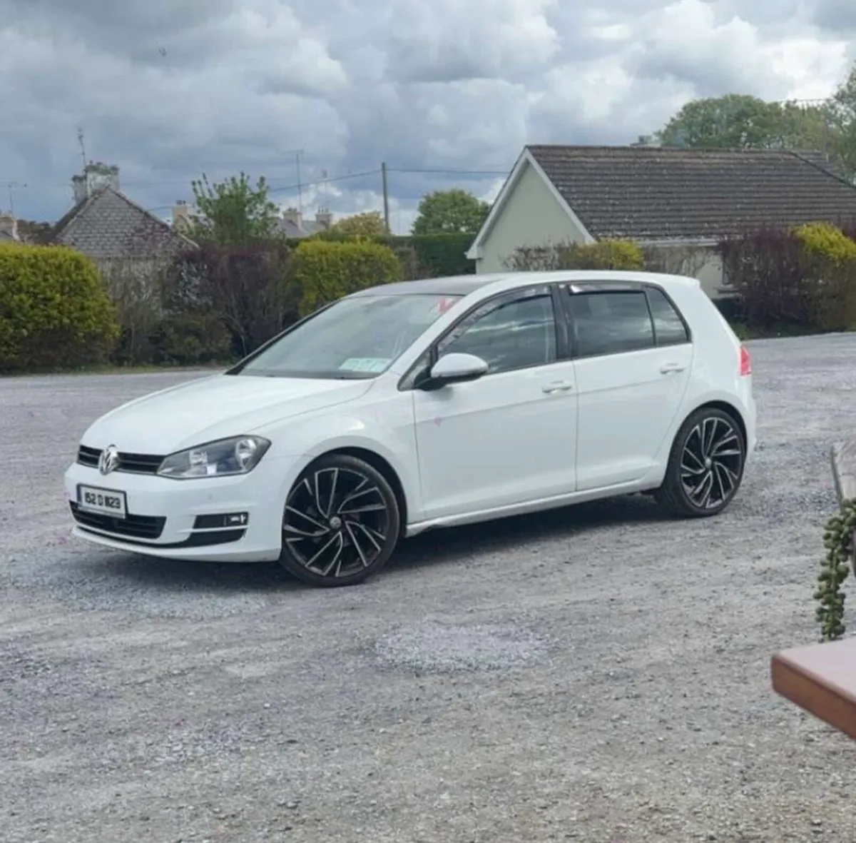 Volkswagen Golf - Image 1