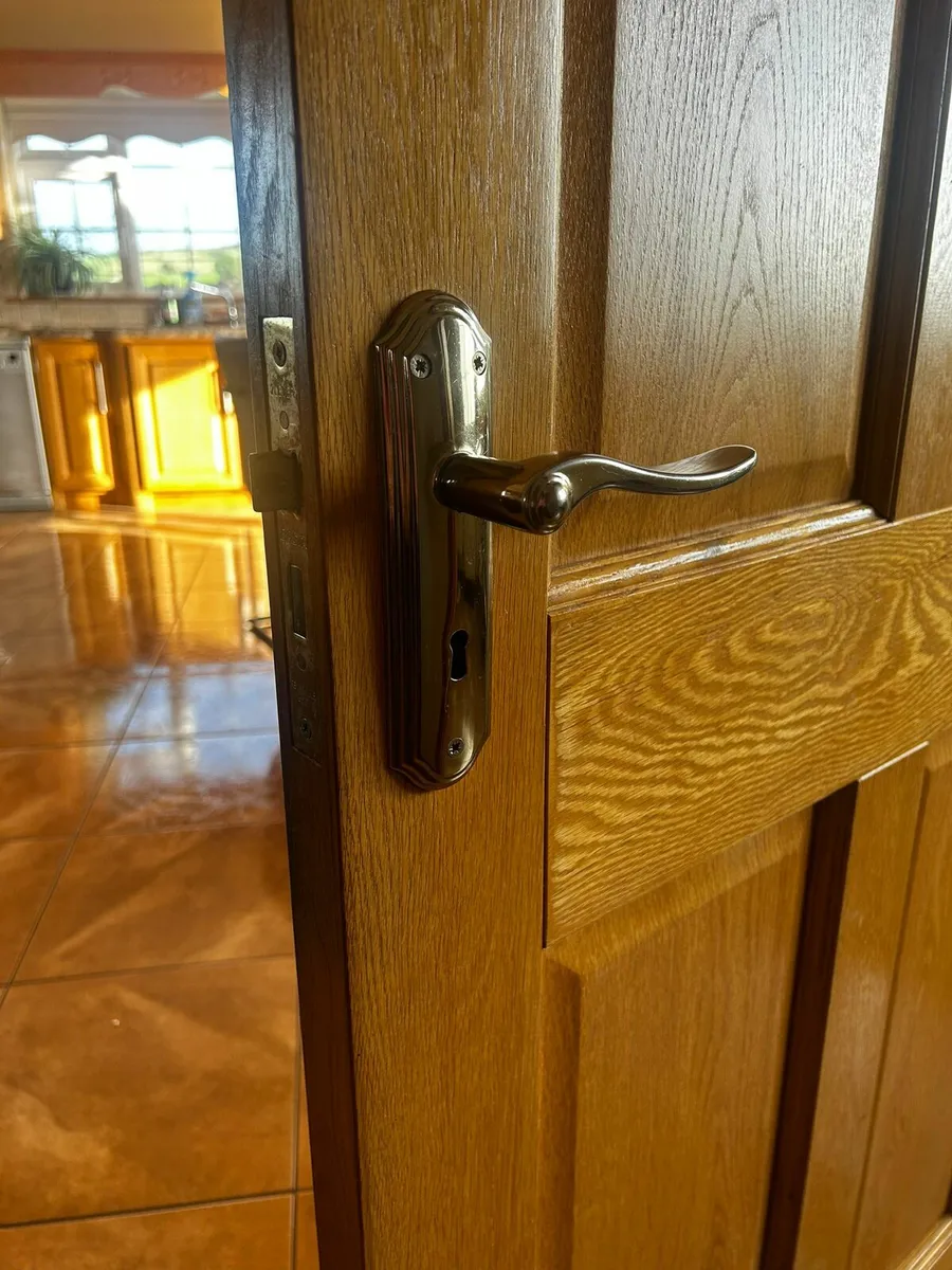 Oak Doors - Image 2
