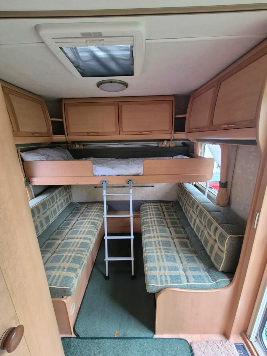 Abbey Vogue 517 Caravan - Image 2