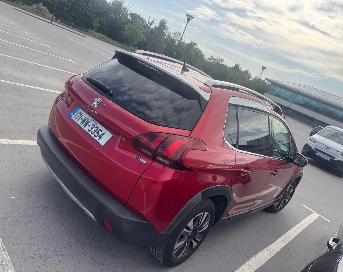 Peugeot 2008 - Image 3