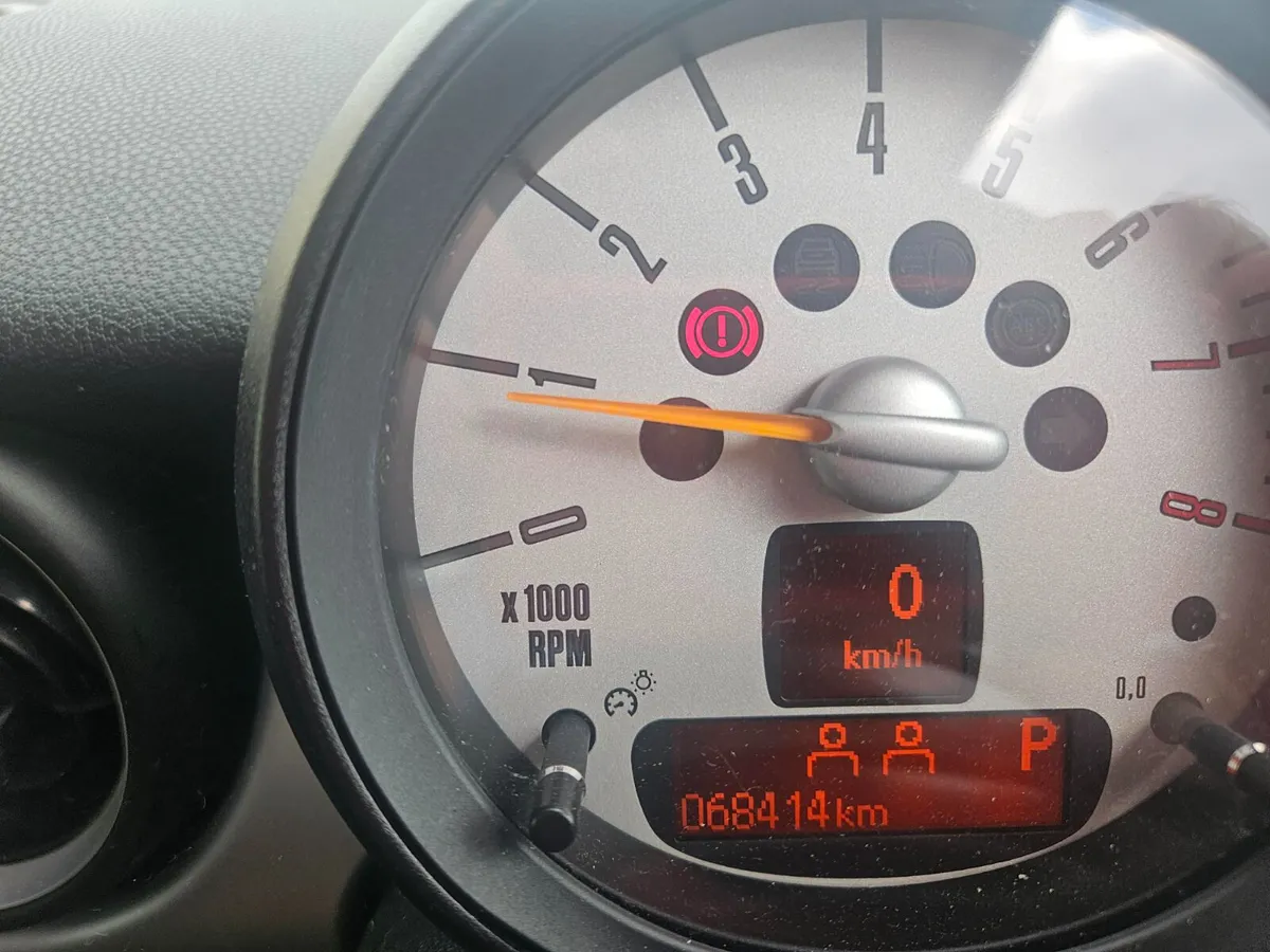 MINI COOPER 1.6 AUTOMATIC DECEMBER  2013 - Image 4