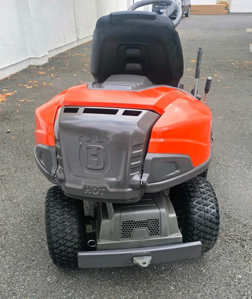 Husqvarna R214TC - Image 3