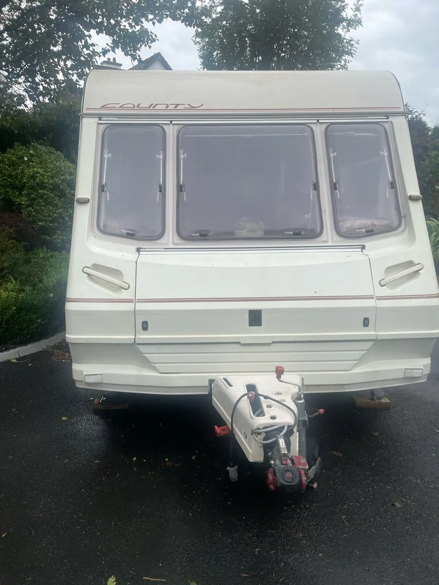 Caravan - Image 2