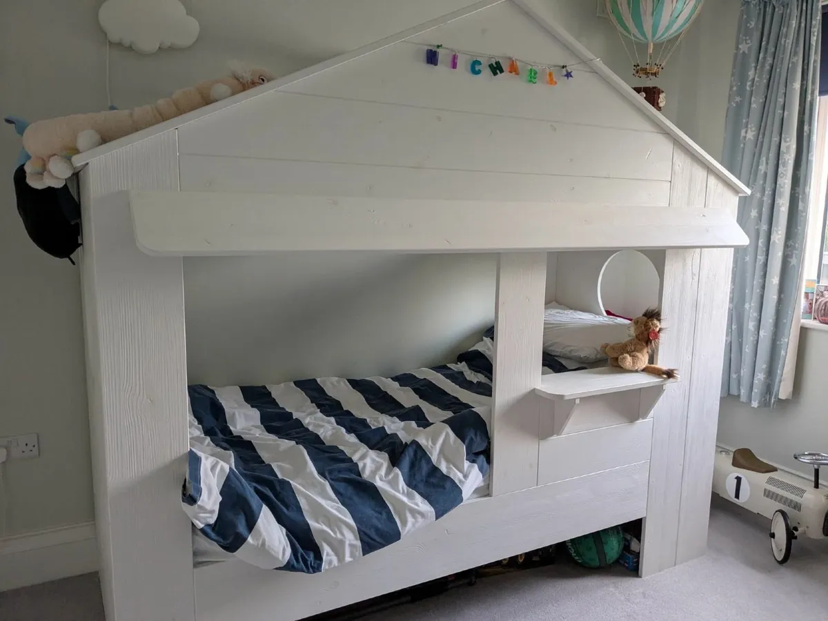 Children's House Bed - Image 1