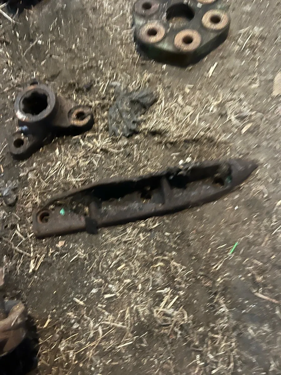 John Deere 1365 mower parts - Image 4