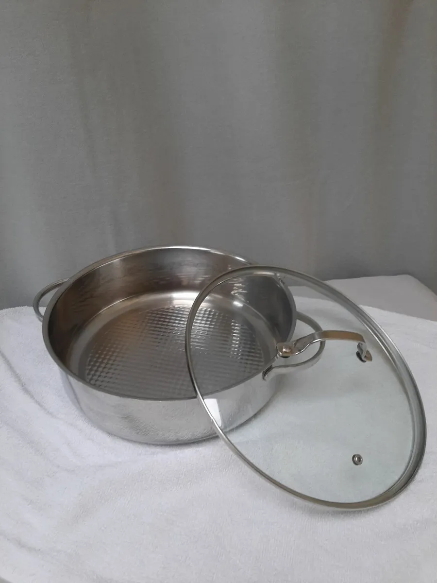 Stainless Steel cooking pot - Image 1