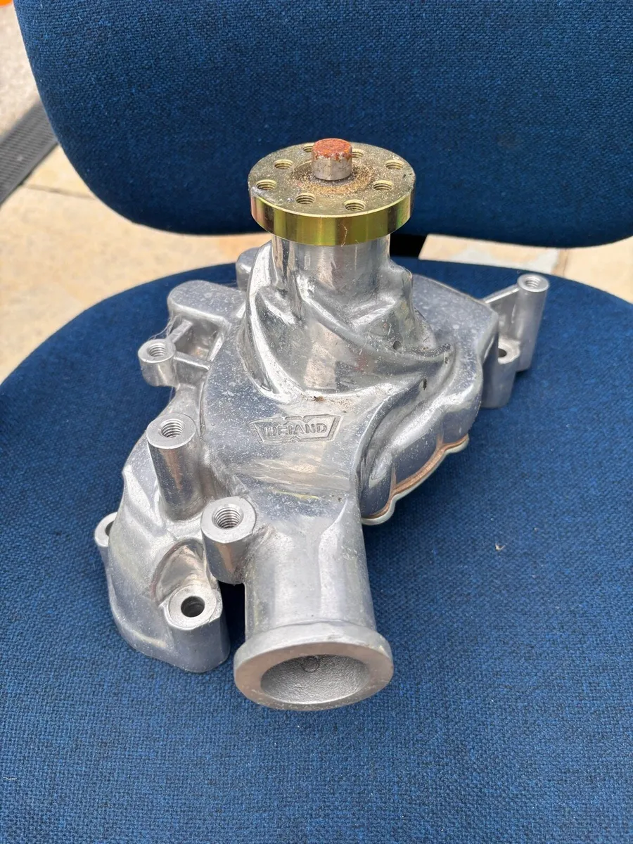 SBC Chevy V8 Weiand long water pump brand new - Image 1