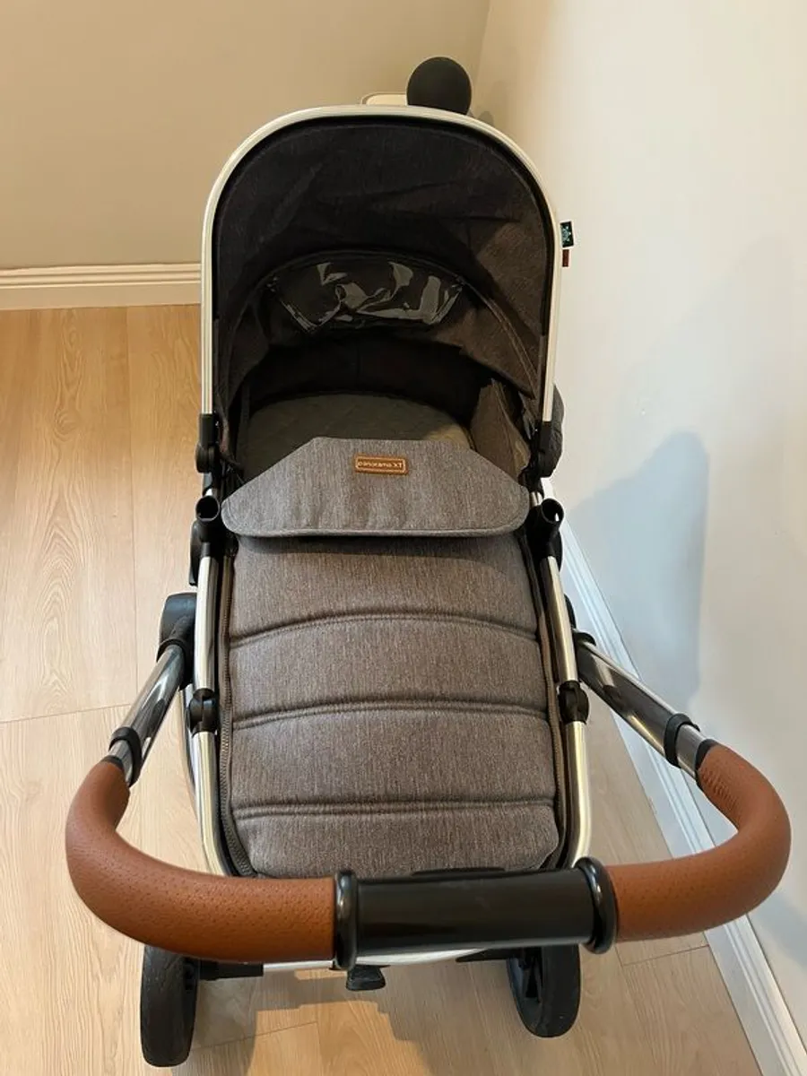 2 in 1 Travel System - Image 3