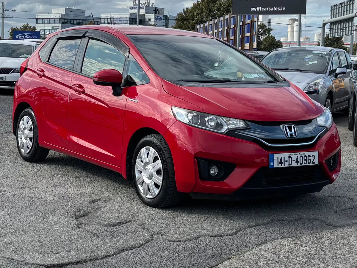 2014 Honda Fit 1.5 Hybrid Auto Nct 09/26 - Image 3