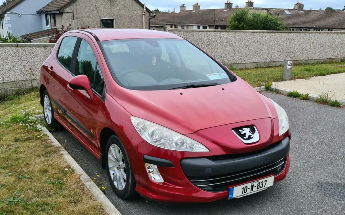 Peugeot 308, 2010, 1.6 diesel - Image 1