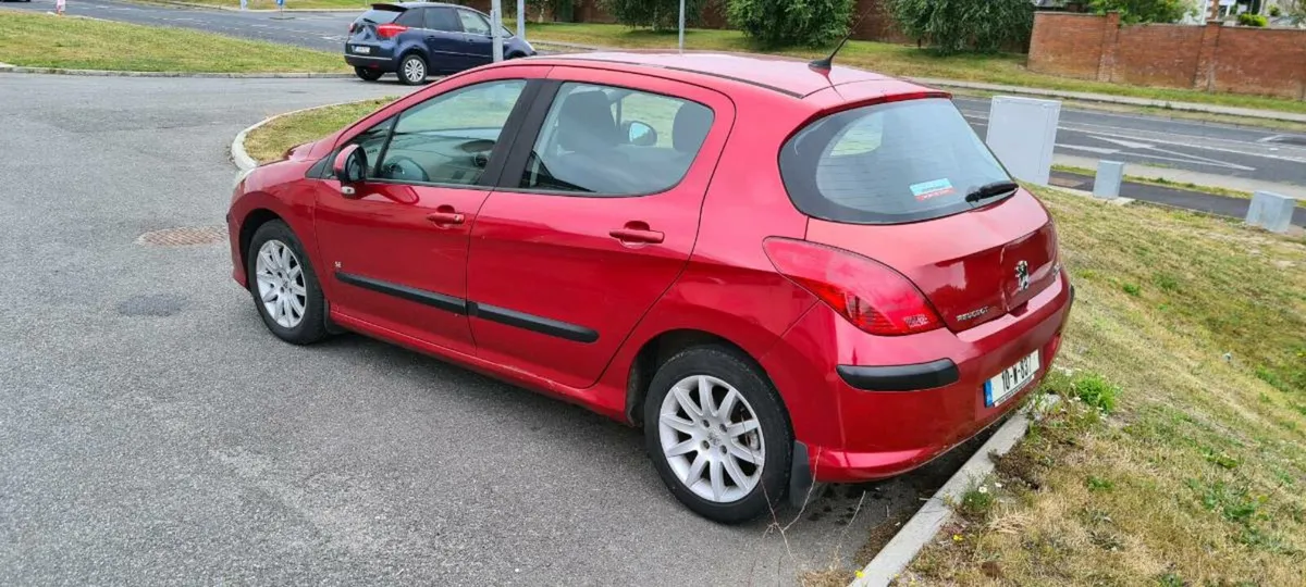 Peugeot 308, 2010, 1.6 diesel - Image 4