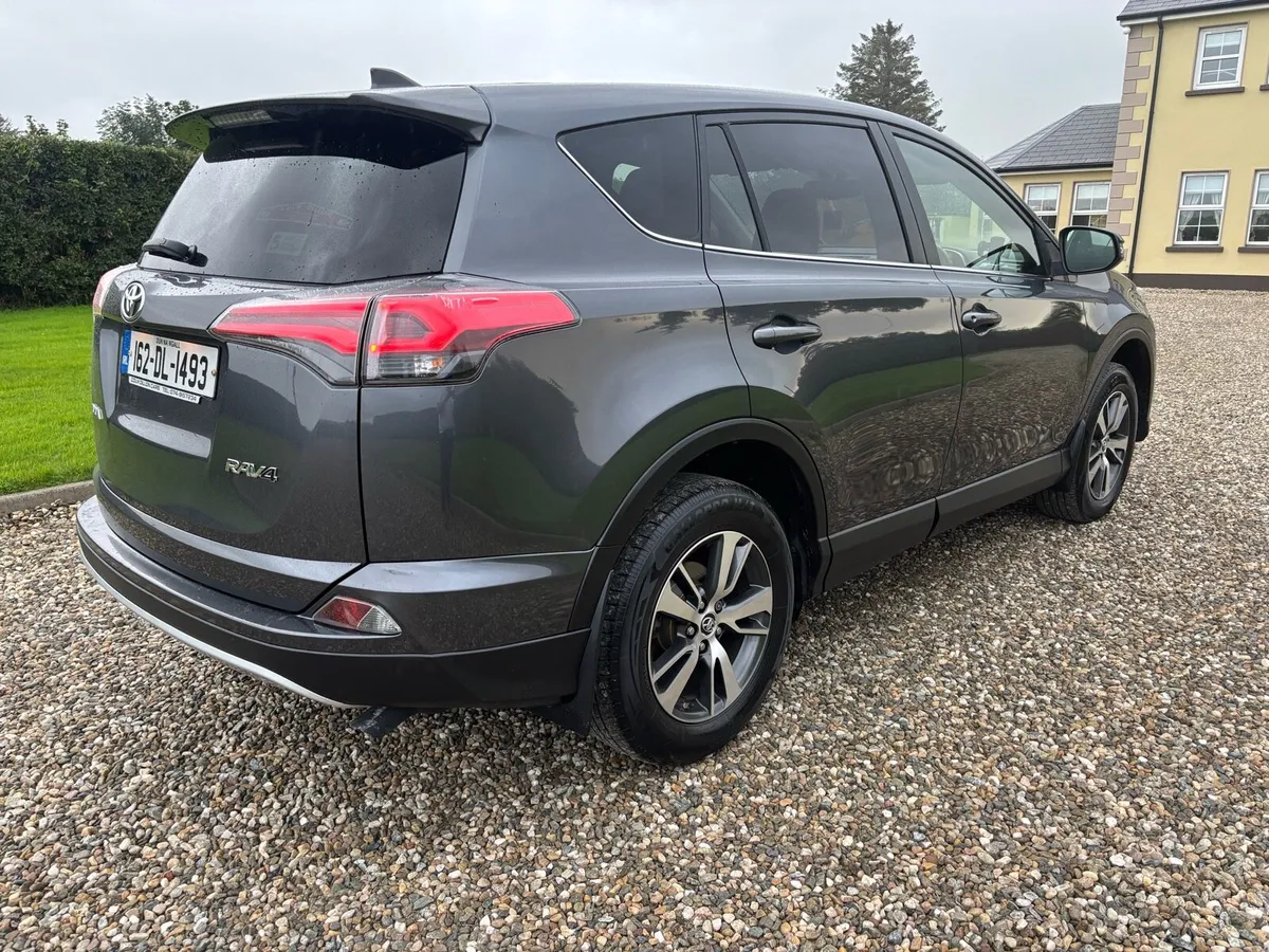 Toyota rav4 - Image 2