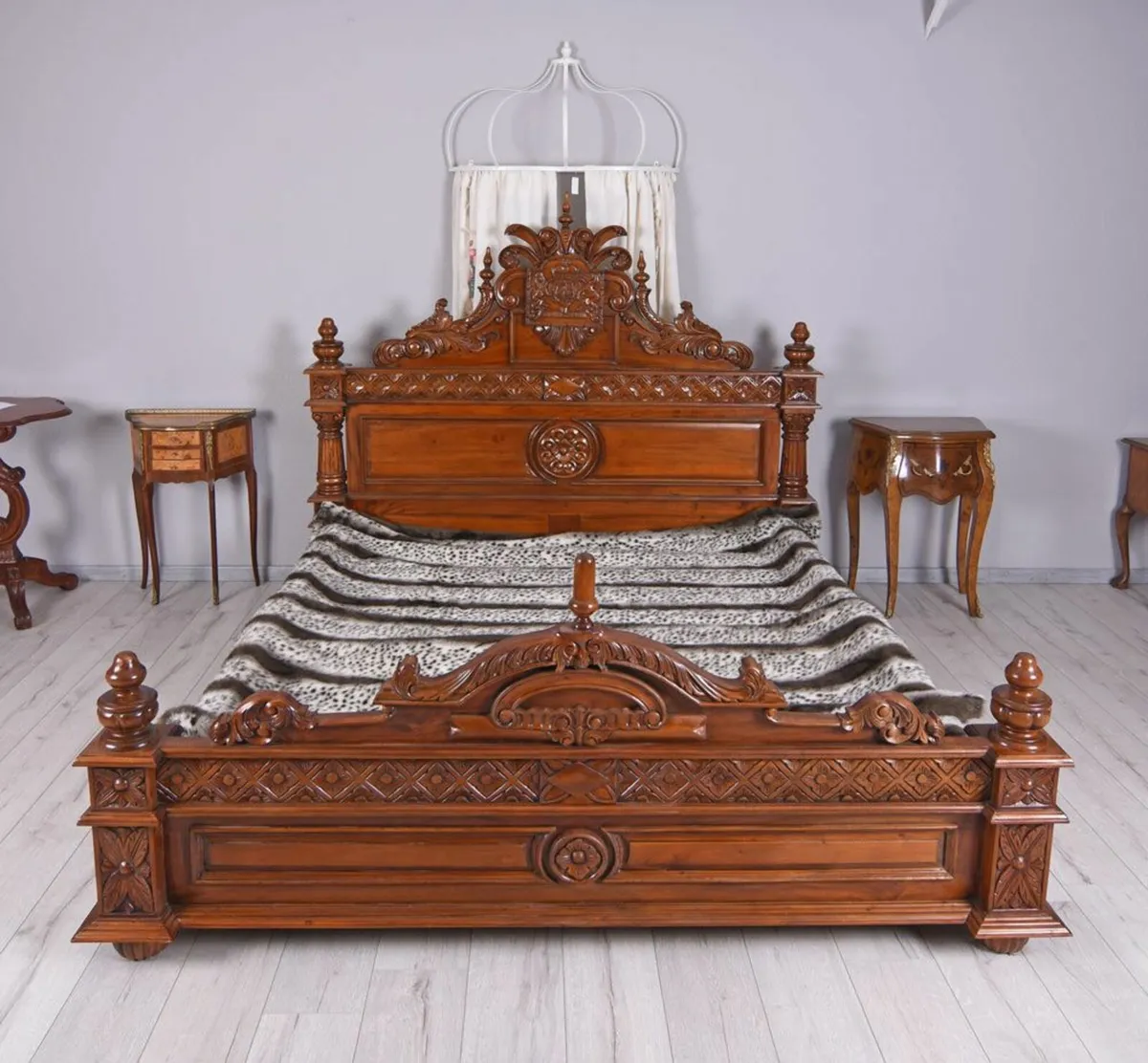 Mahogany Double Bed solid mahogany wood, masterful - Image 2