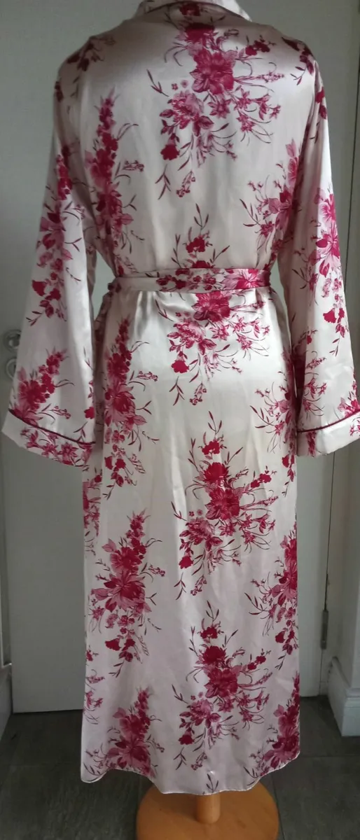 Dressing gown - Image 2