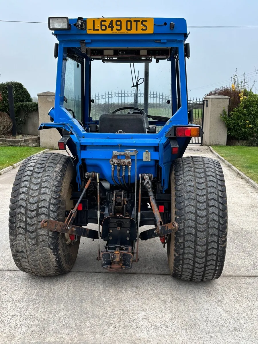 Iseki compact tractor - Image 3