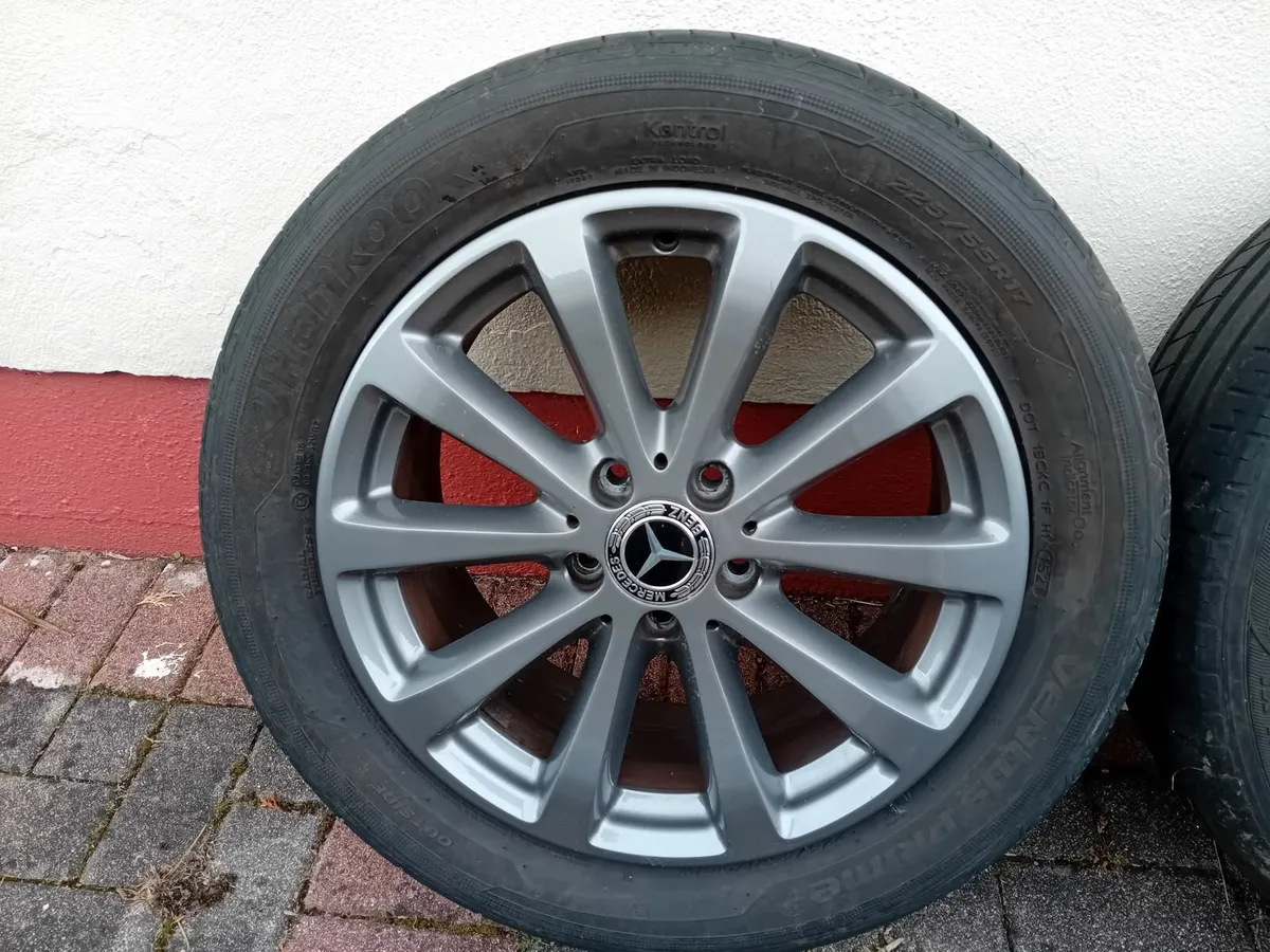 MERCEDES E CLASS 17'' ALLOY WHEELS - Image 1