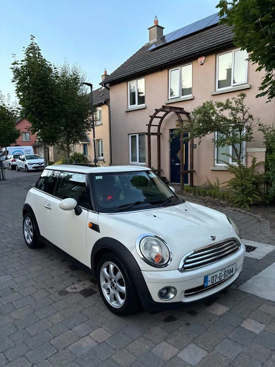 Mini Cooper 2007 - Image 1