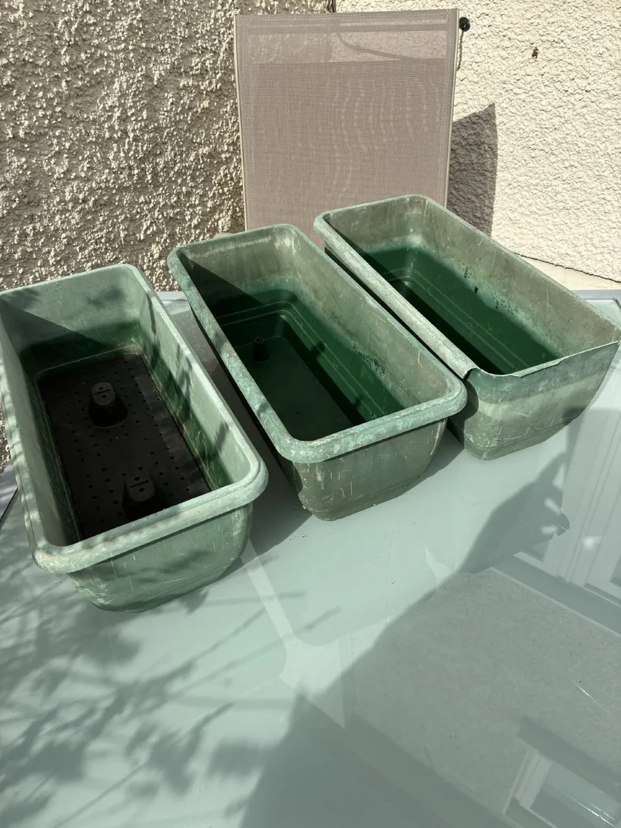 Terracotta planters, blue glaze - Image 2