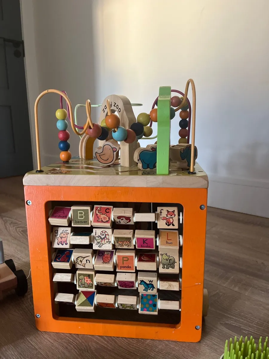 Zany Zoo - Image 1