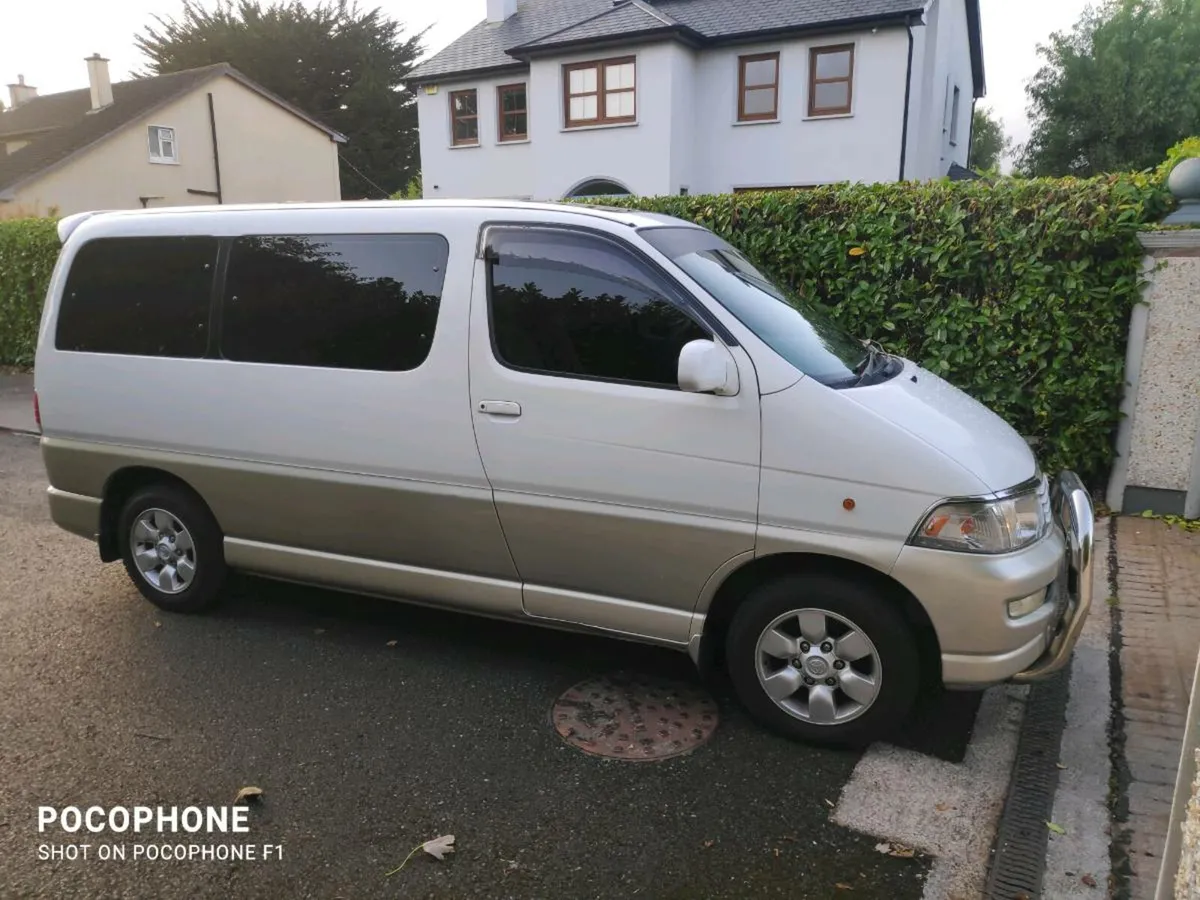 Toyota Hi ace Auto - Image 4