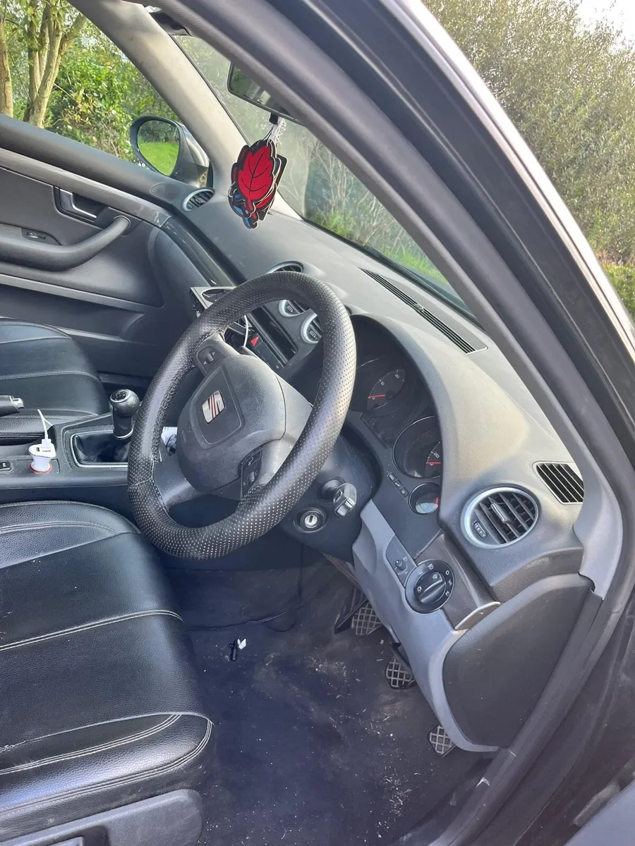 SEAT Exeo 2011 - Image 3